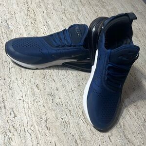 In the Midnight Navy and Black NIKE Night!